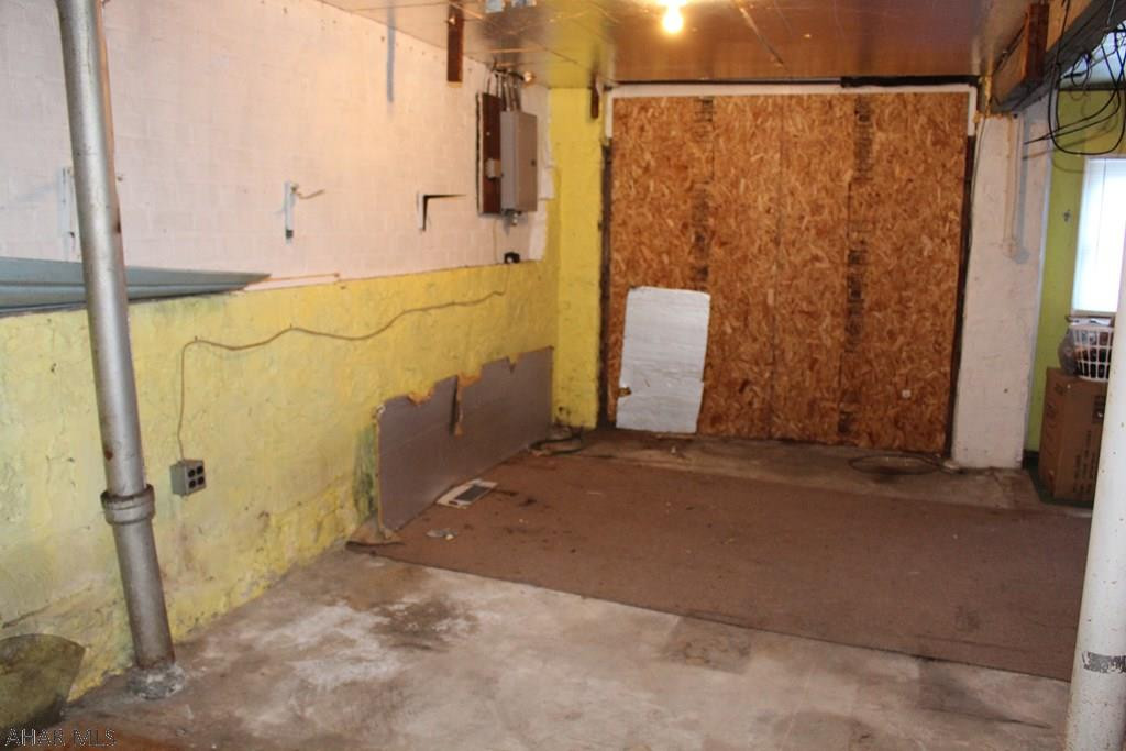 Unknown - Residential