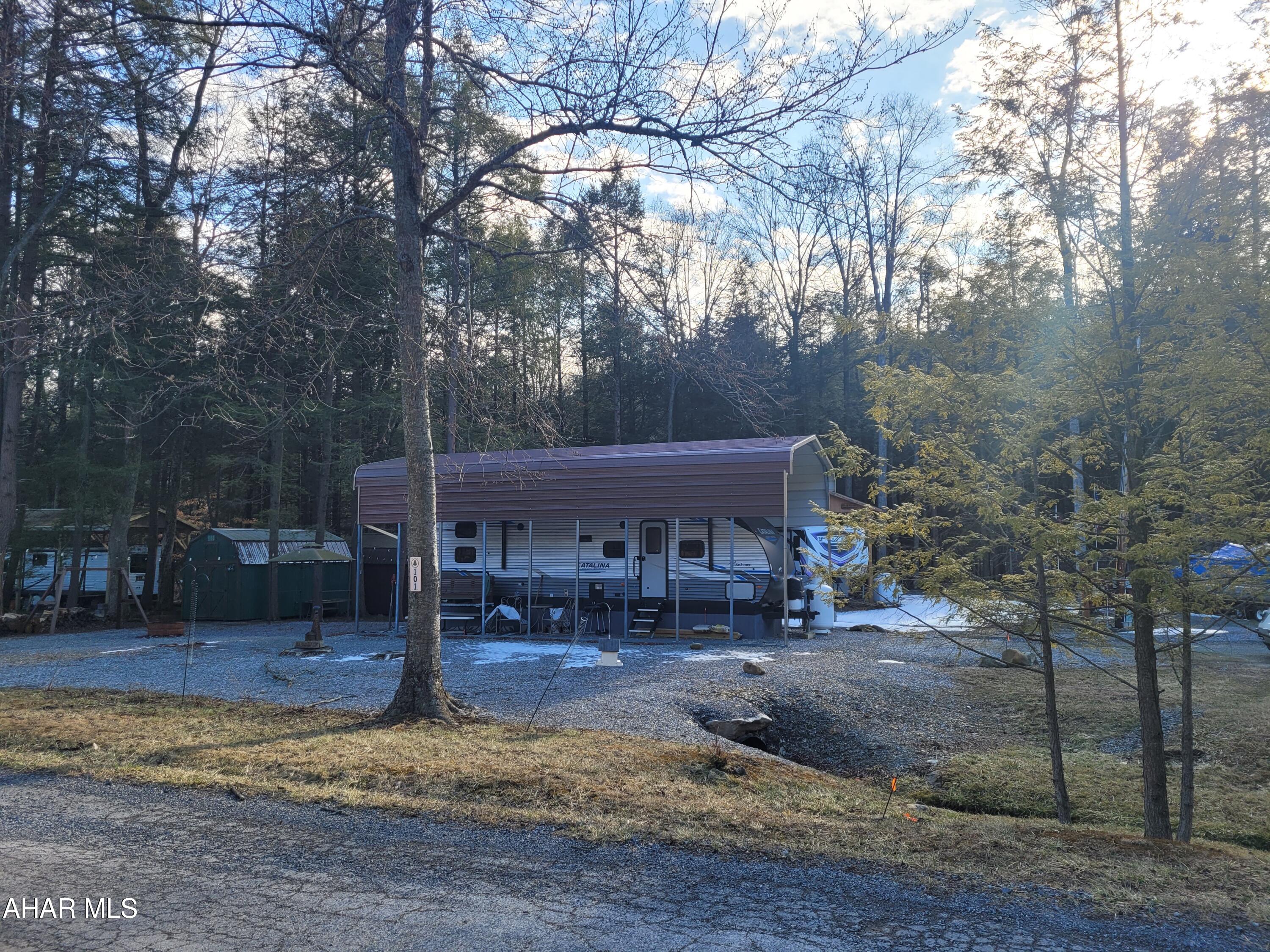 Glendale Yearound - Residential