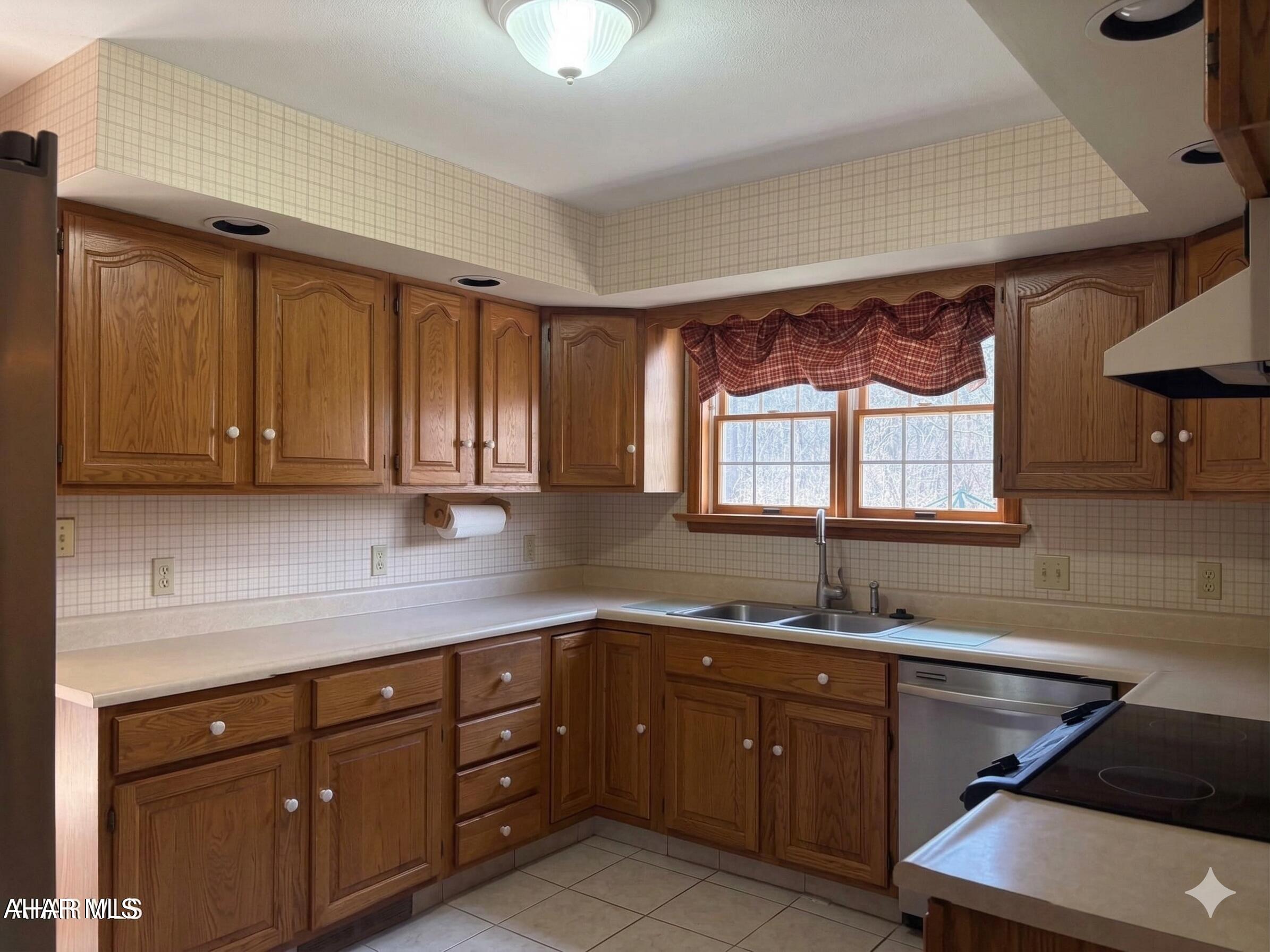 Elmwood - Residential