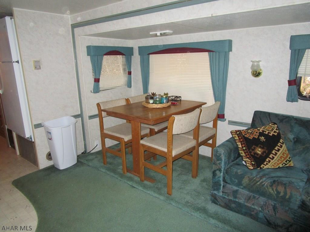 Glendale Yearound - Residential