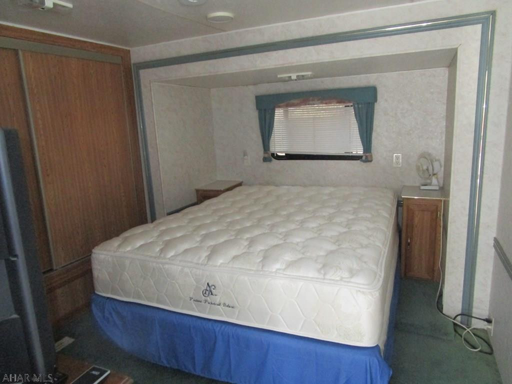 Glendale Yearound - Residential