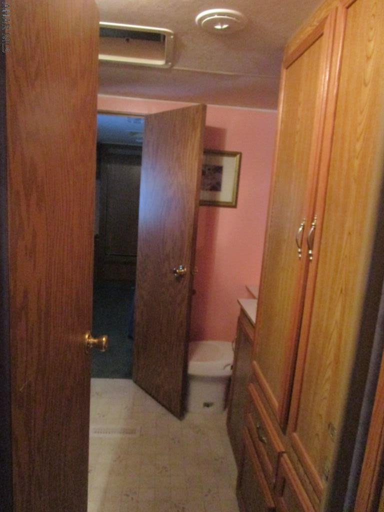 Glendale Yearound - Residential