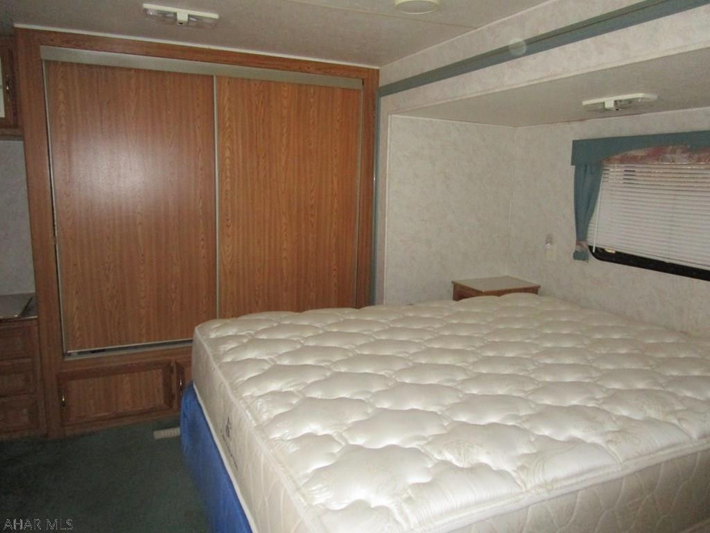 Glendale Yearound - Residential