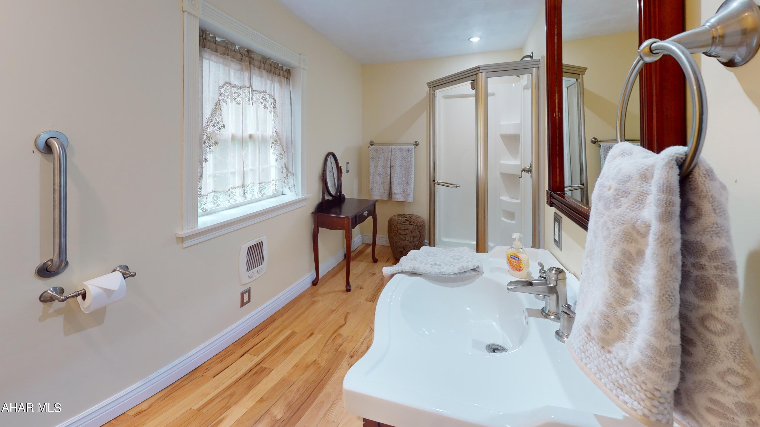 Juniata - Residential