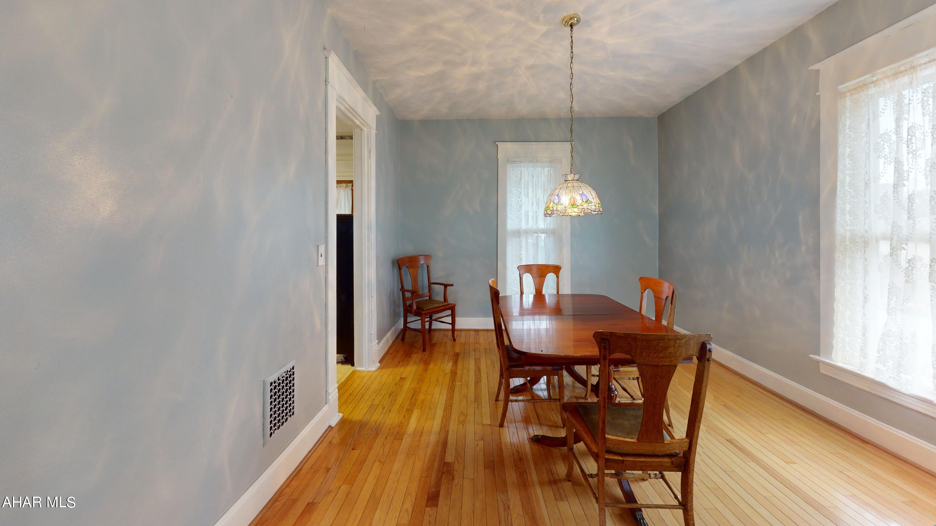 Juniata - Residential