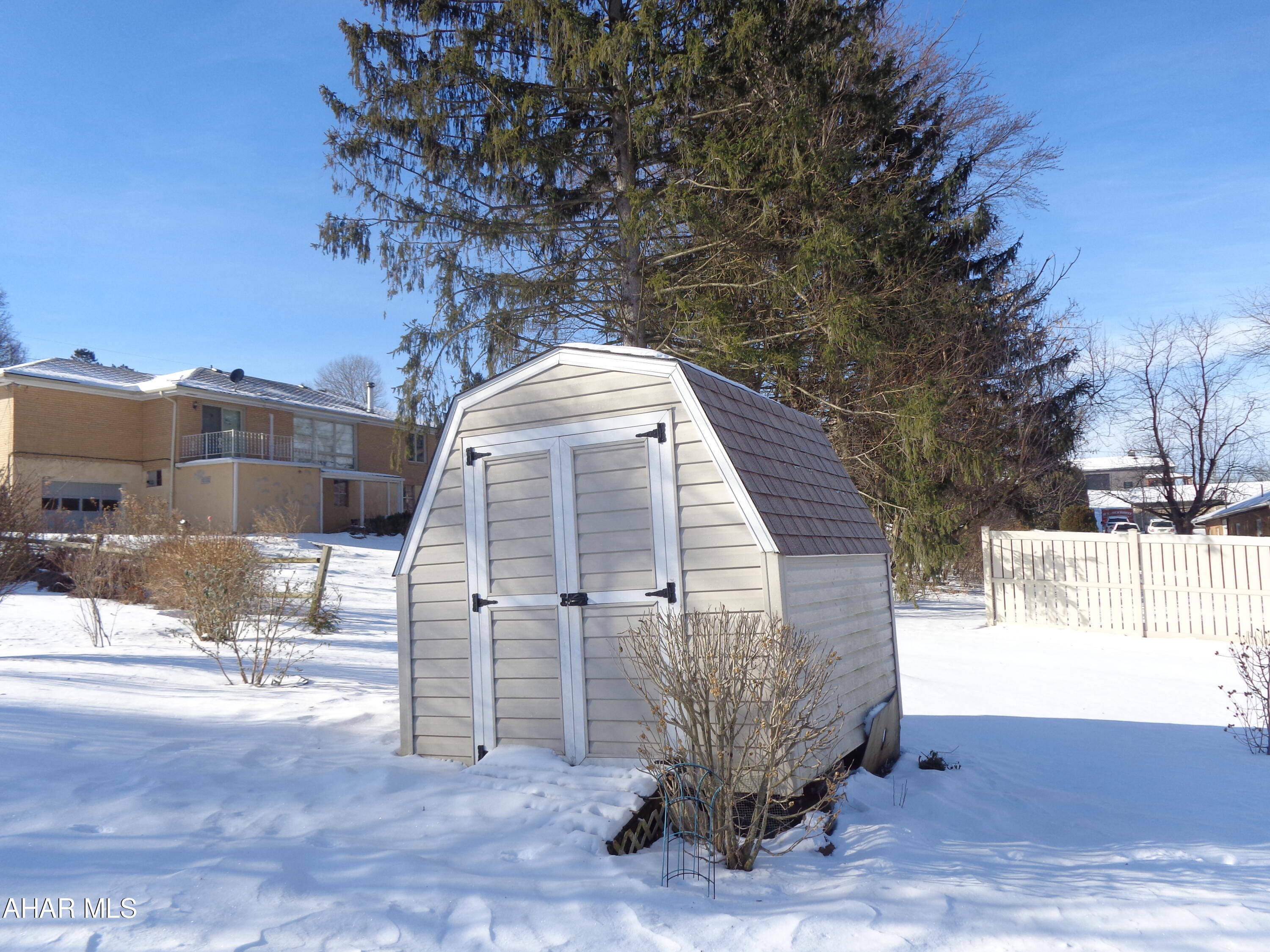 Unknown - Residential