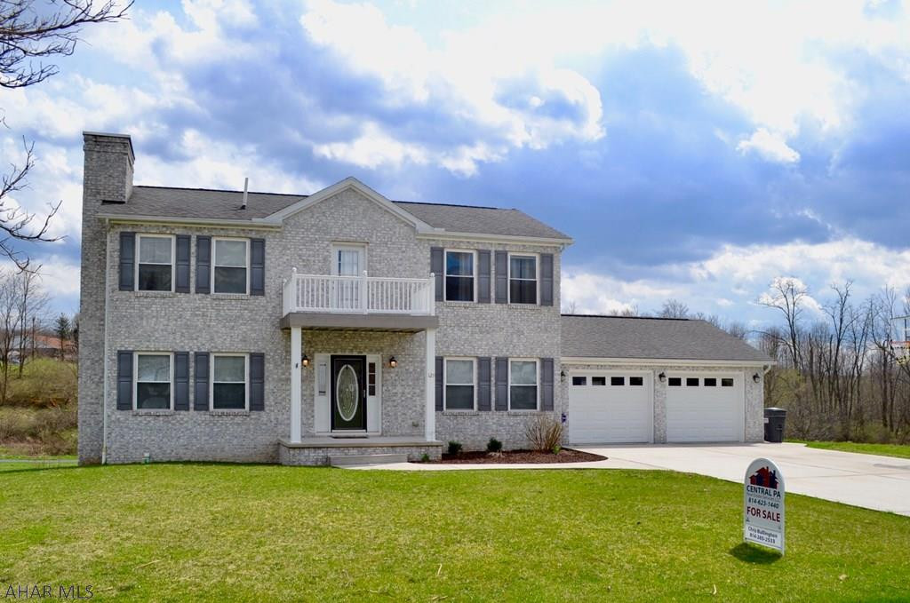 Hawthorne Manor - Residential