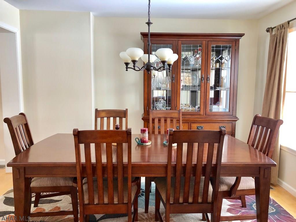 Hawthorne Manor - Residential