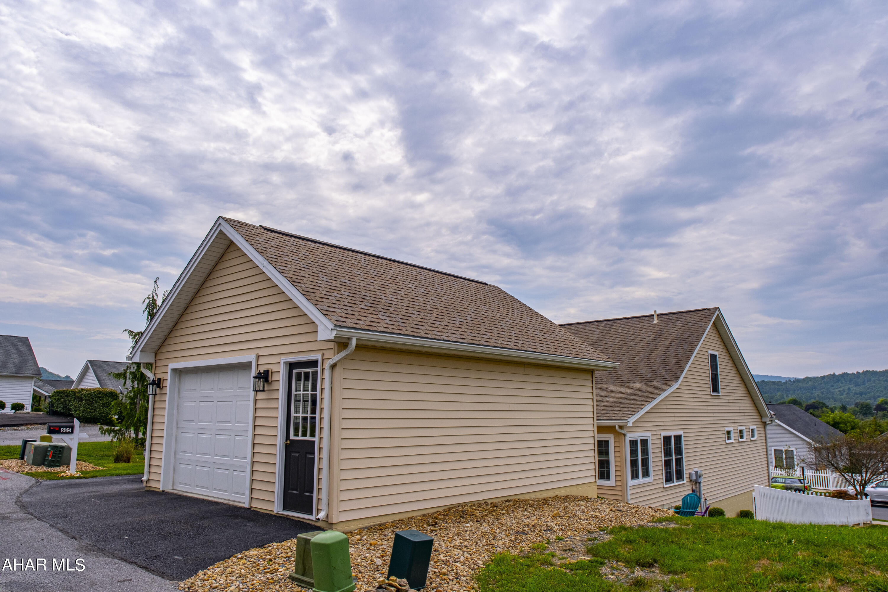 Holiday Hills - Residential