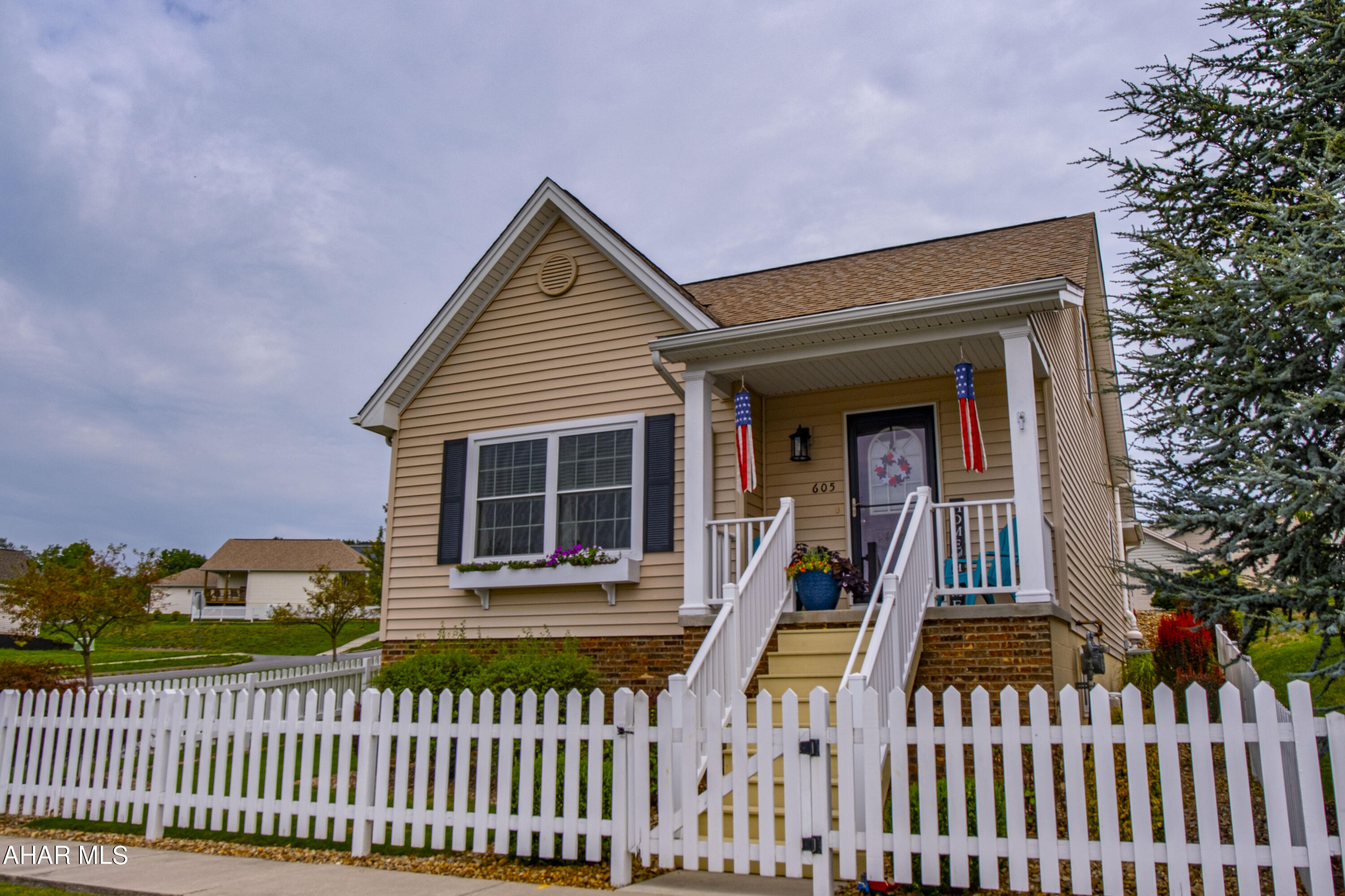 Holiday Hills - Residential