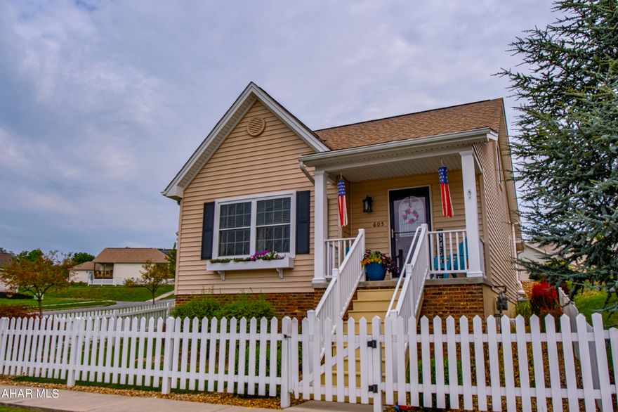 Immaculate 1 1/2 story adorable cottage located in the desirable Holliday Hills development. Recently remodeled with new luxury vinyl flooring and carpeting throughout, new bathroom vanities, and family room in basement. This property is move in ready and won't last long!
