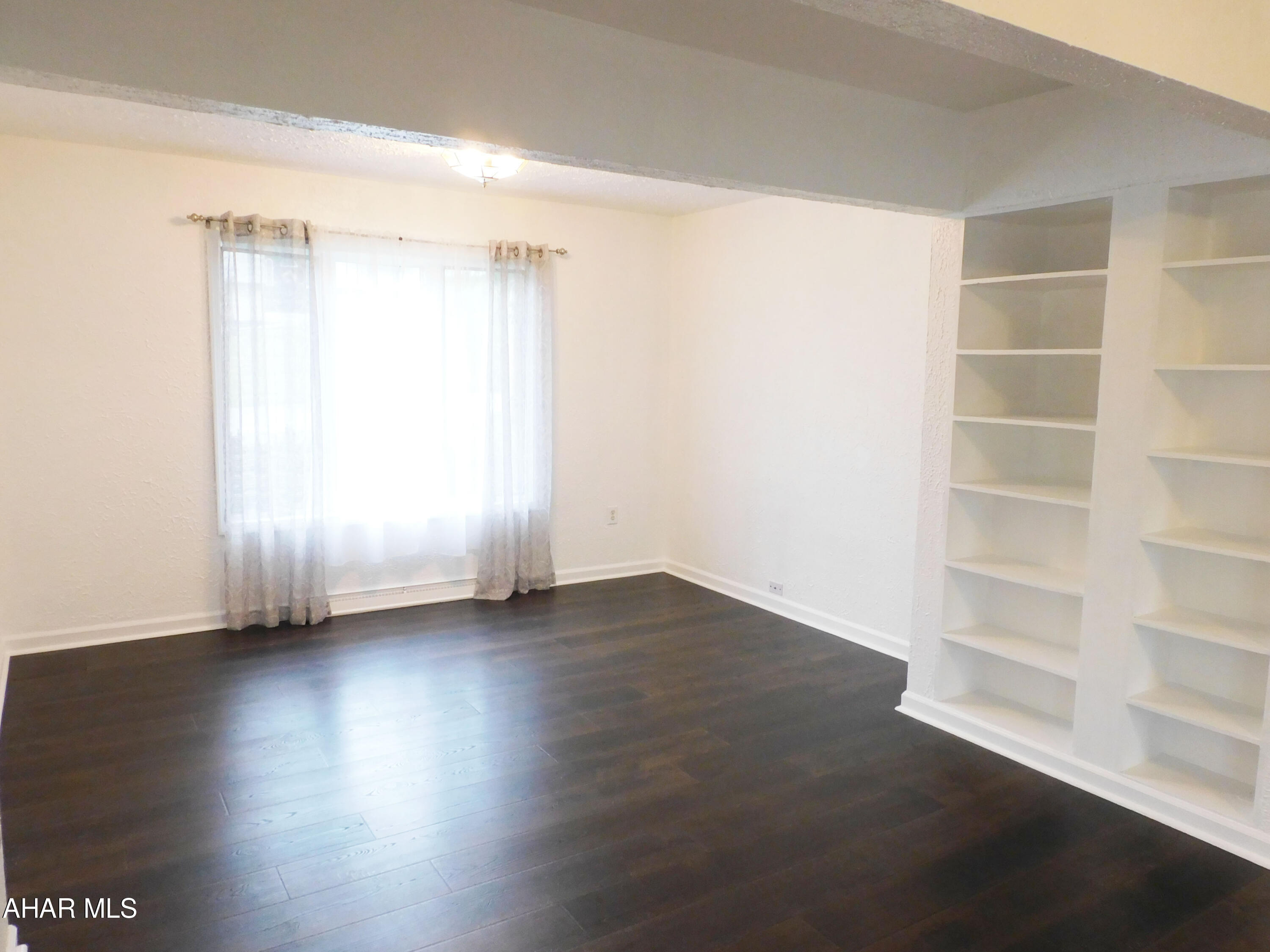 Pleasant Valley - Residential