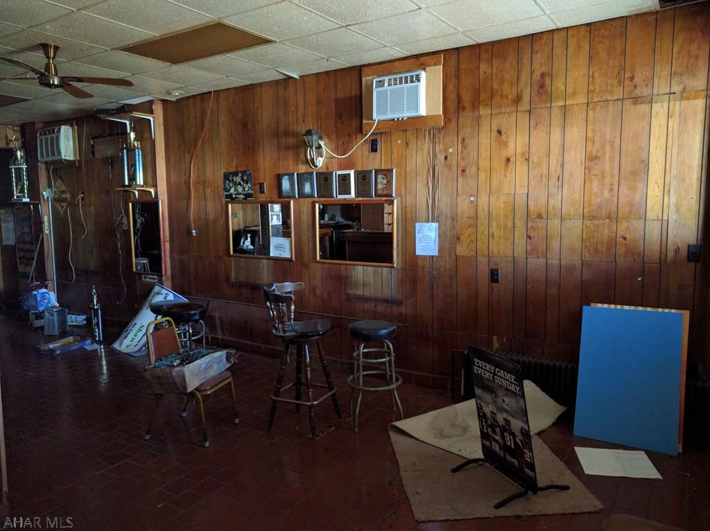 Juniata - Commercial Sale