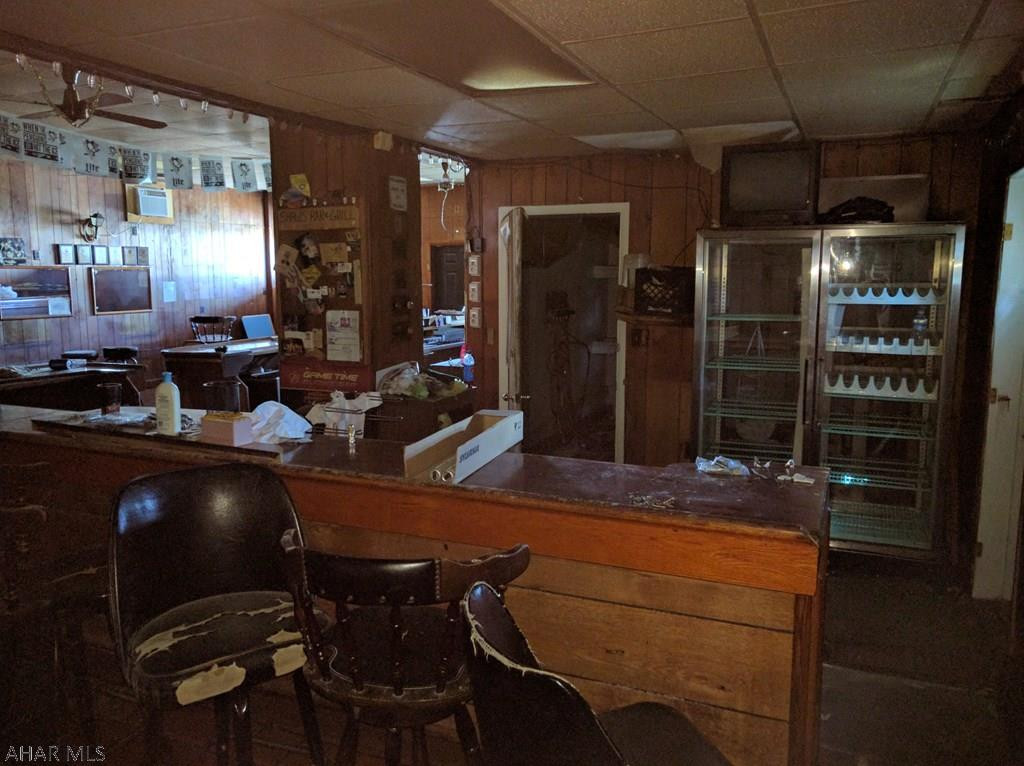 Juniata - Commercial Sale