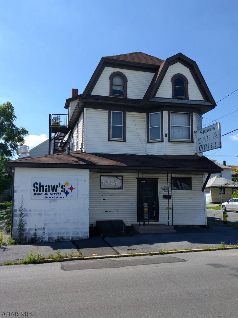 Juniata - Commercial Sale