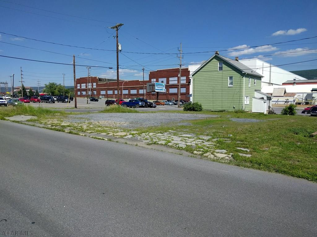 Juniata - Commercial Sale