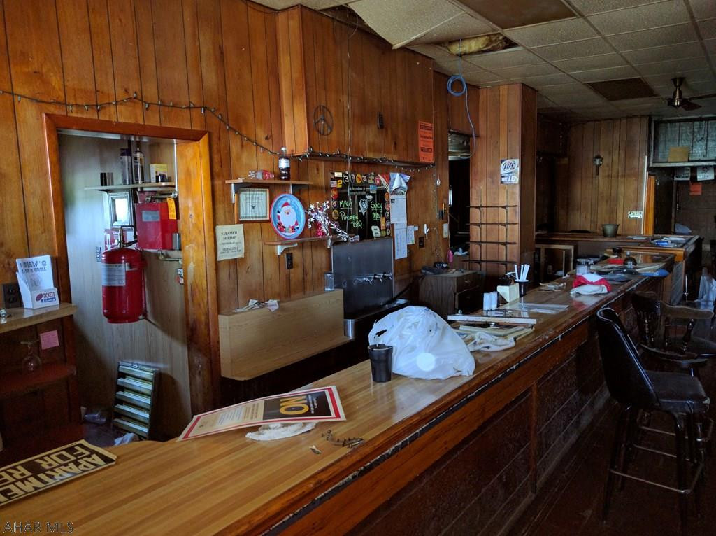 Juniata - Commercial Sale