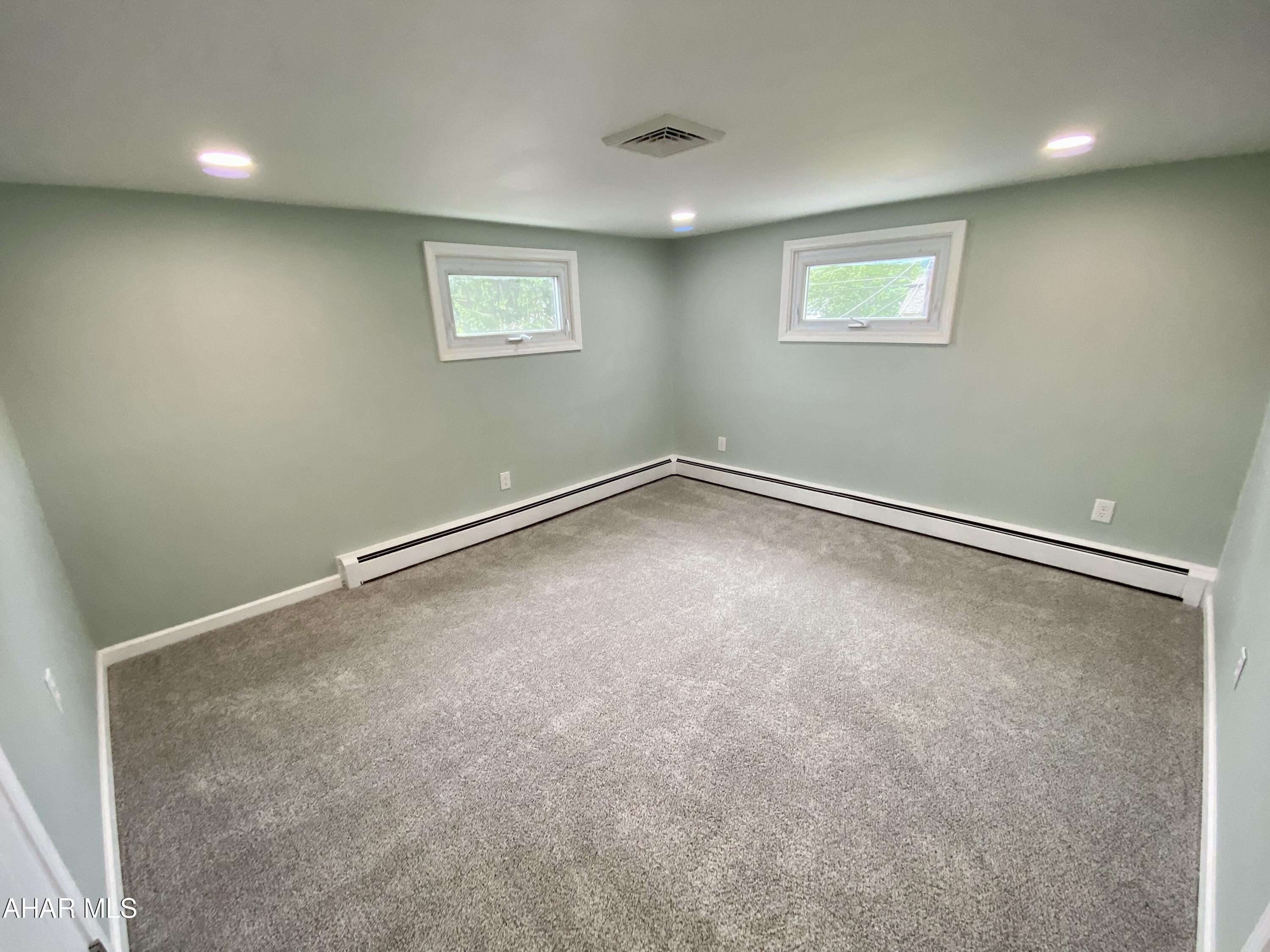 Foot of Ten - Residential