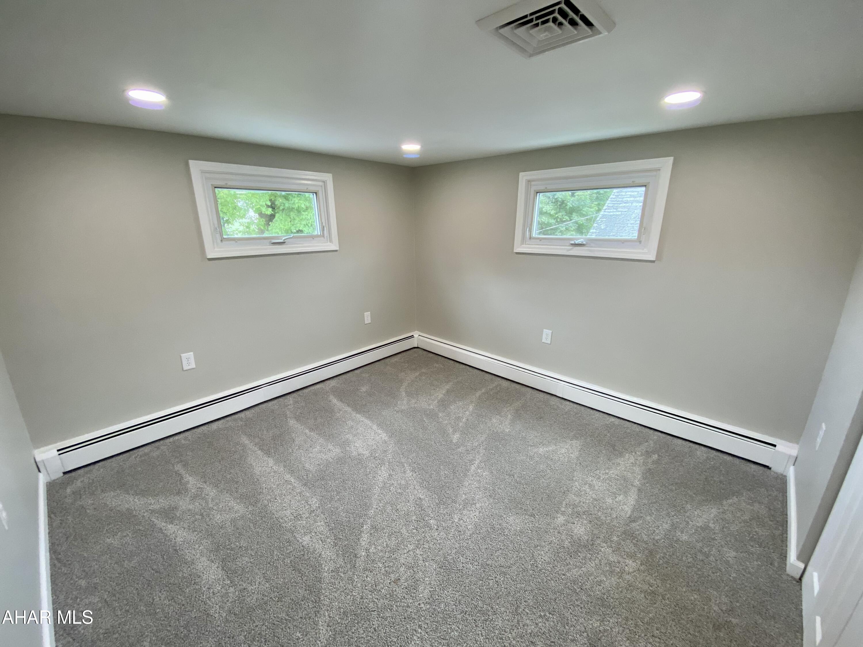 Foot of Ten - Residential