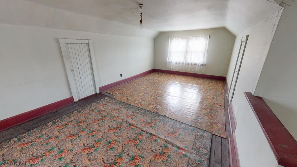 Juniata - Residential