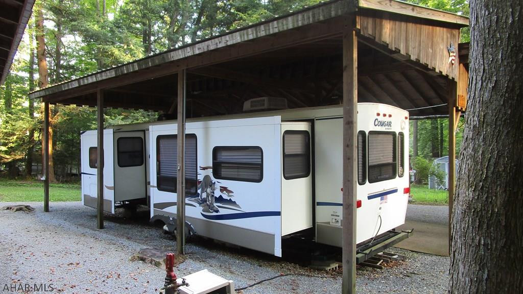 Glendale Yearound - Residential