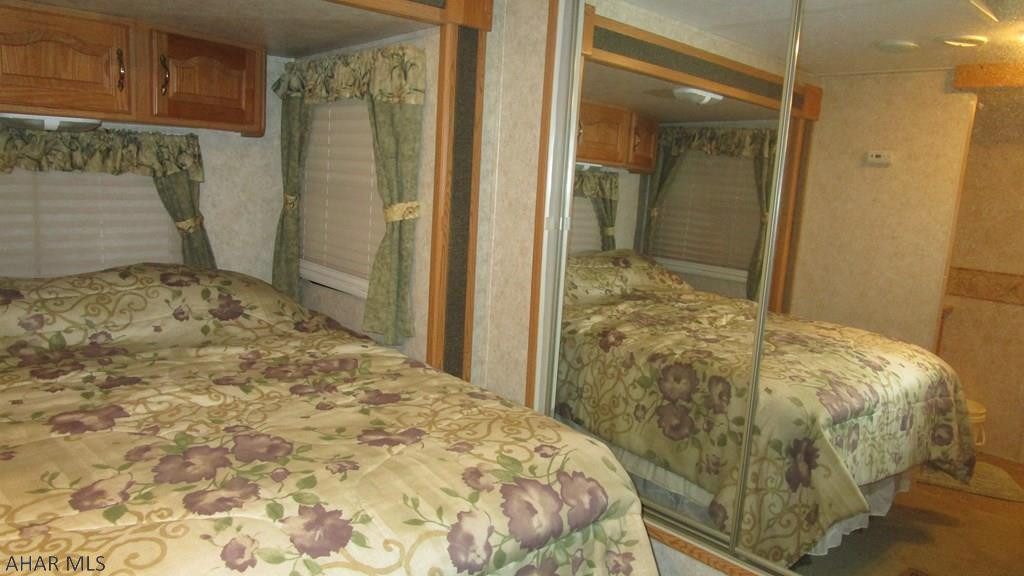 Glendale Yearound - Residential