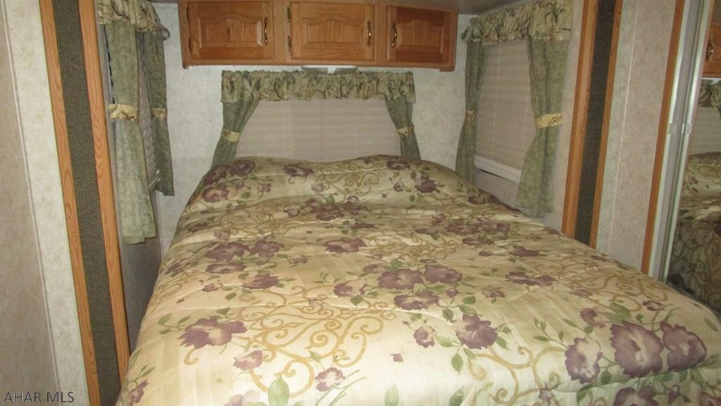 Glendale Yearound - Residential