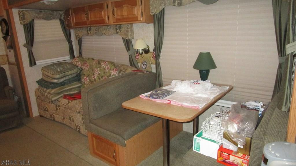 Glendale Yearound - Residential