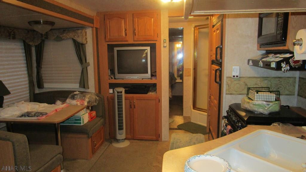 Glendale Yearound - Residential