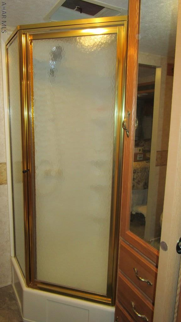 Glendale Yearound - Residential