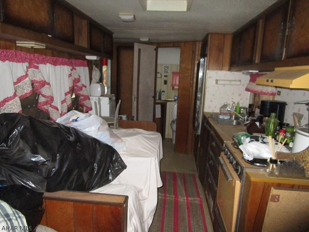 Glendale Yearound - Residential