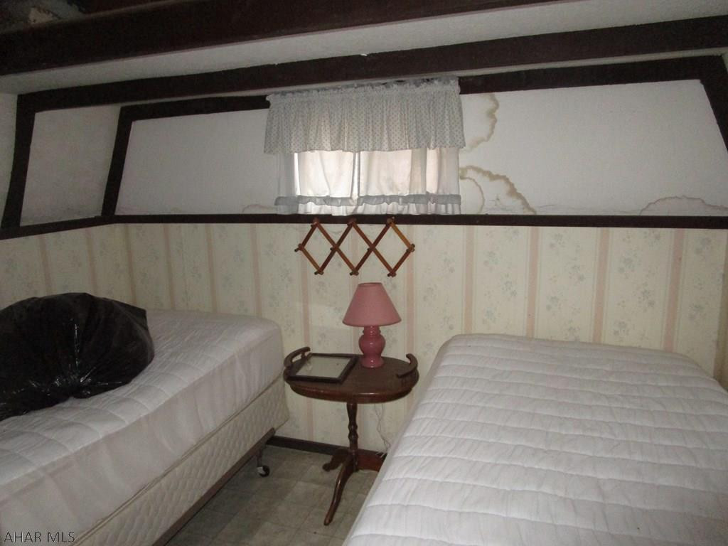 Glendale Yearound - Residential