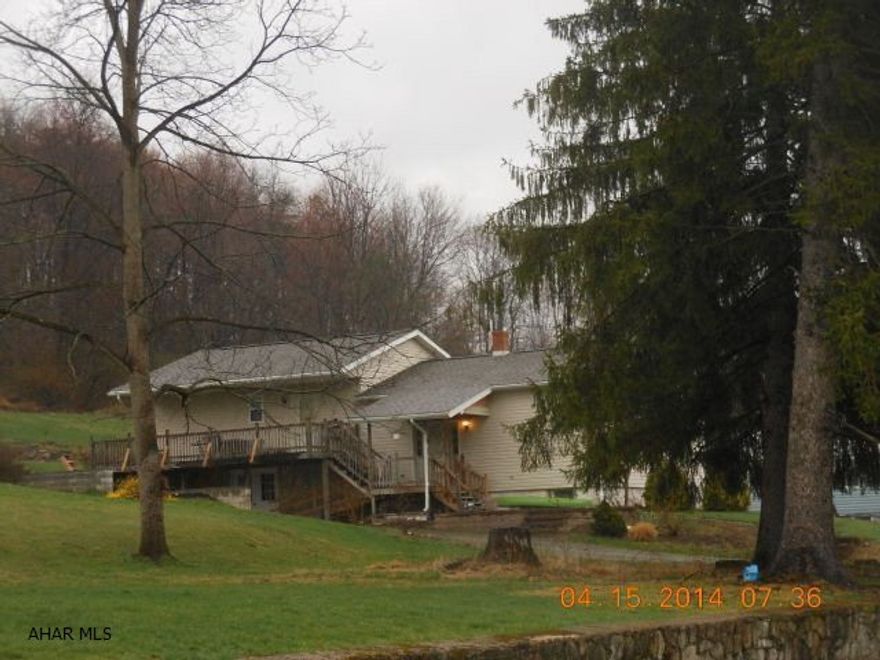 Cute split entry home. There is a large side porch. The main level has a kitchen, dining room and kitchen. The 2nd floor features a laundry room, full bath, and three bedrooms. The basement is partially finished. Make this home your own. See attachment for PAS requirements and WFHM offer submittal information in MLS document section