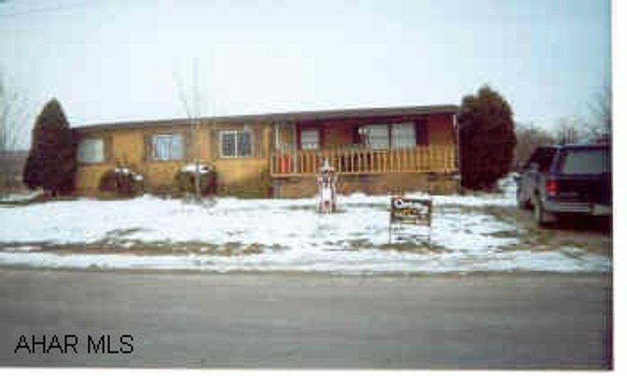 1981 3BR/2BA doublewide on its own lot in Hollidaysburg School District.   Doublewide on its own 160x94 lot in Hollidaysburg School district.  3BR's/2BA's.