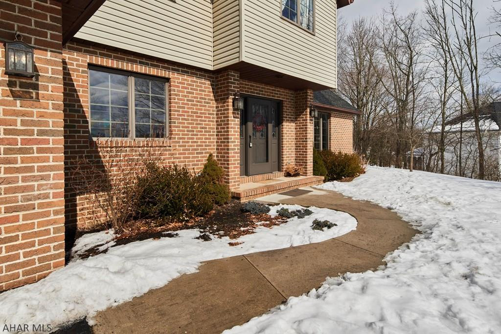 Elmwood - Residential