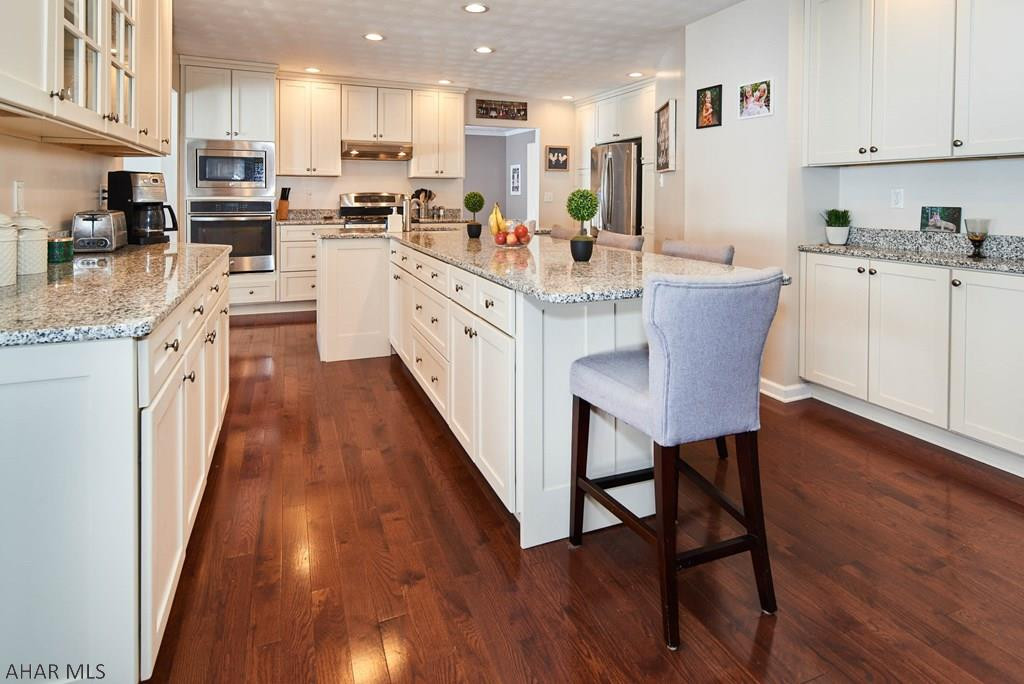 Elmwood - Residential