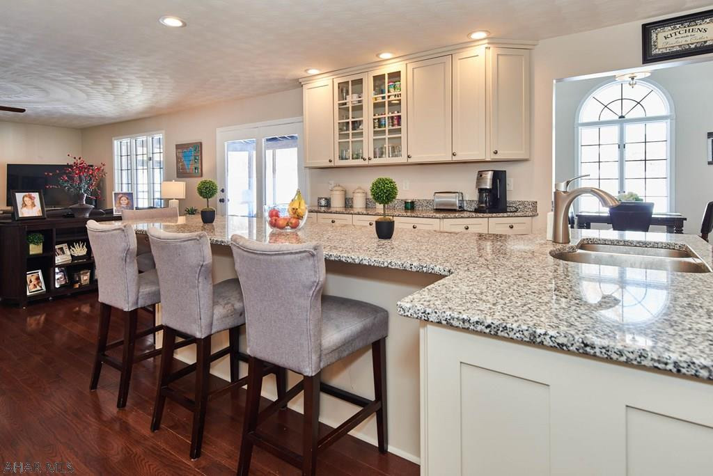 Elmwood - Residential