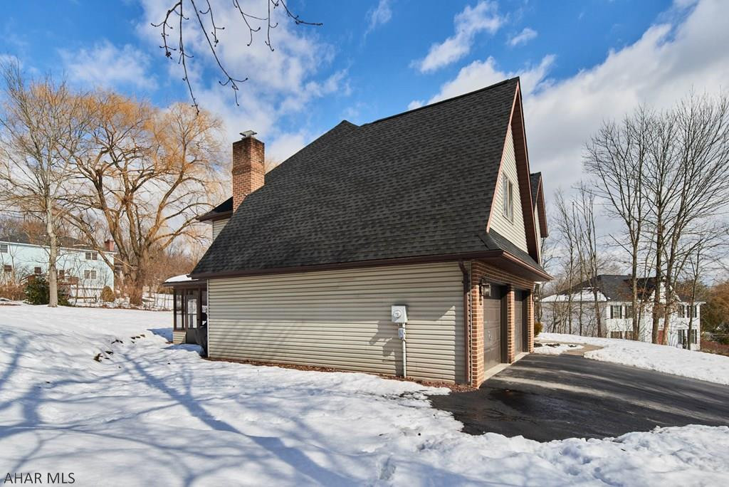 Elmwood - Residential