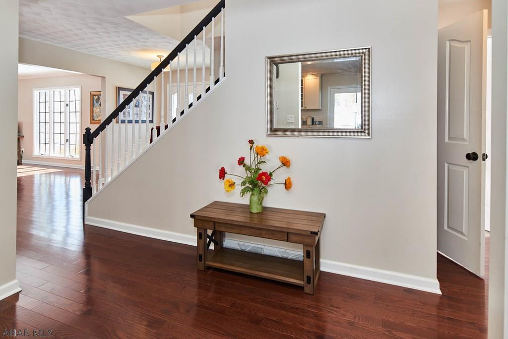 Elmwood - Residential