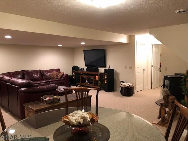 Hawthorne Manor - Residential