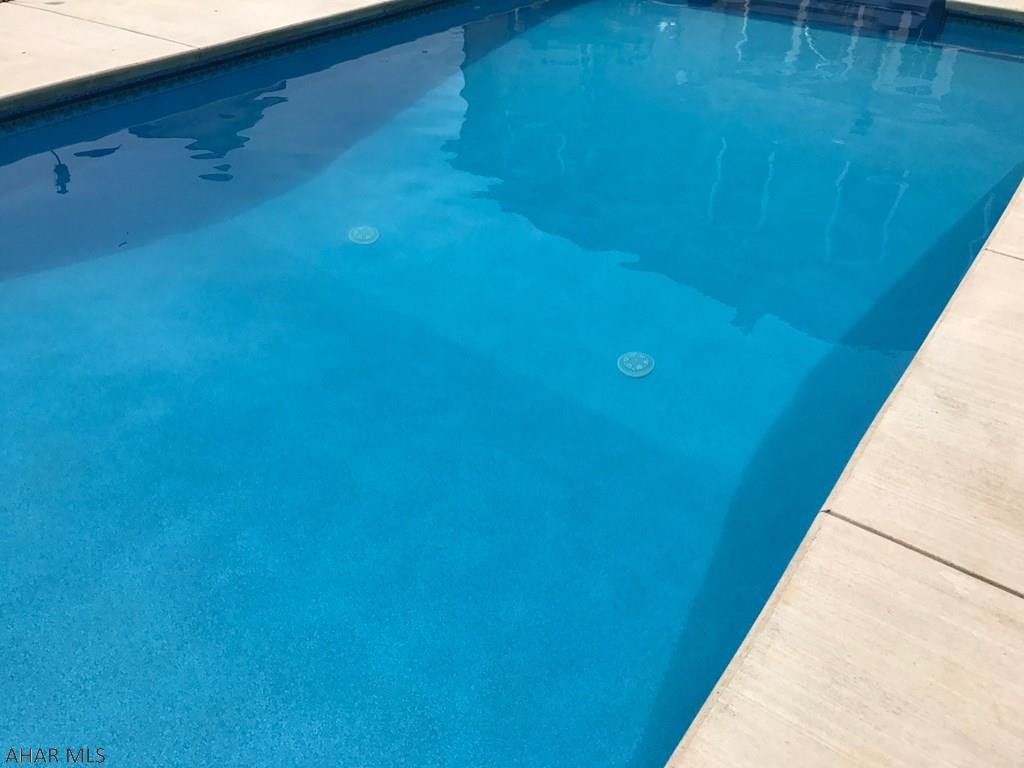 Hawthorne Manor - Residential