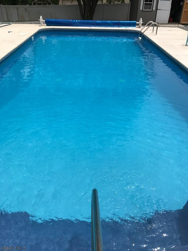 Hawthorne Manor - Residential