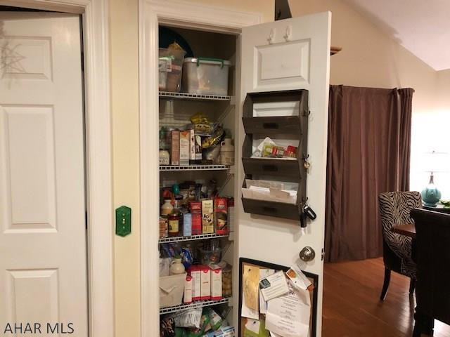 Hawthorne Manor - Residential