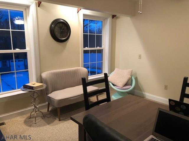 Hawthorne Manor - Residential