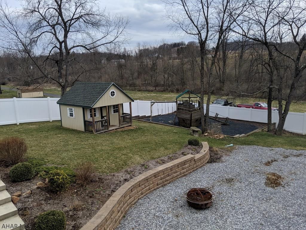 Hawthorne Manor - Residential