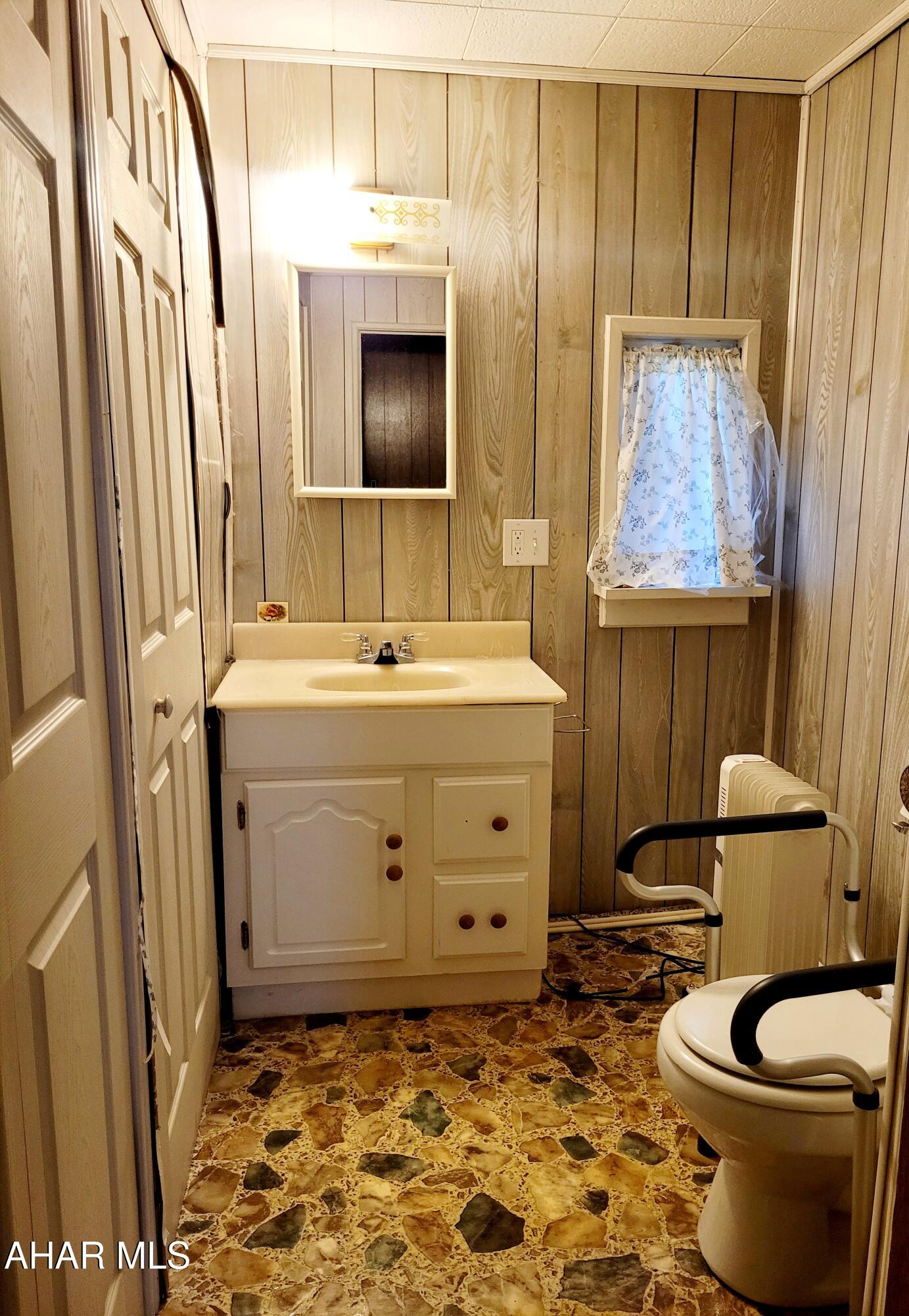 Sinking Valley - Residential