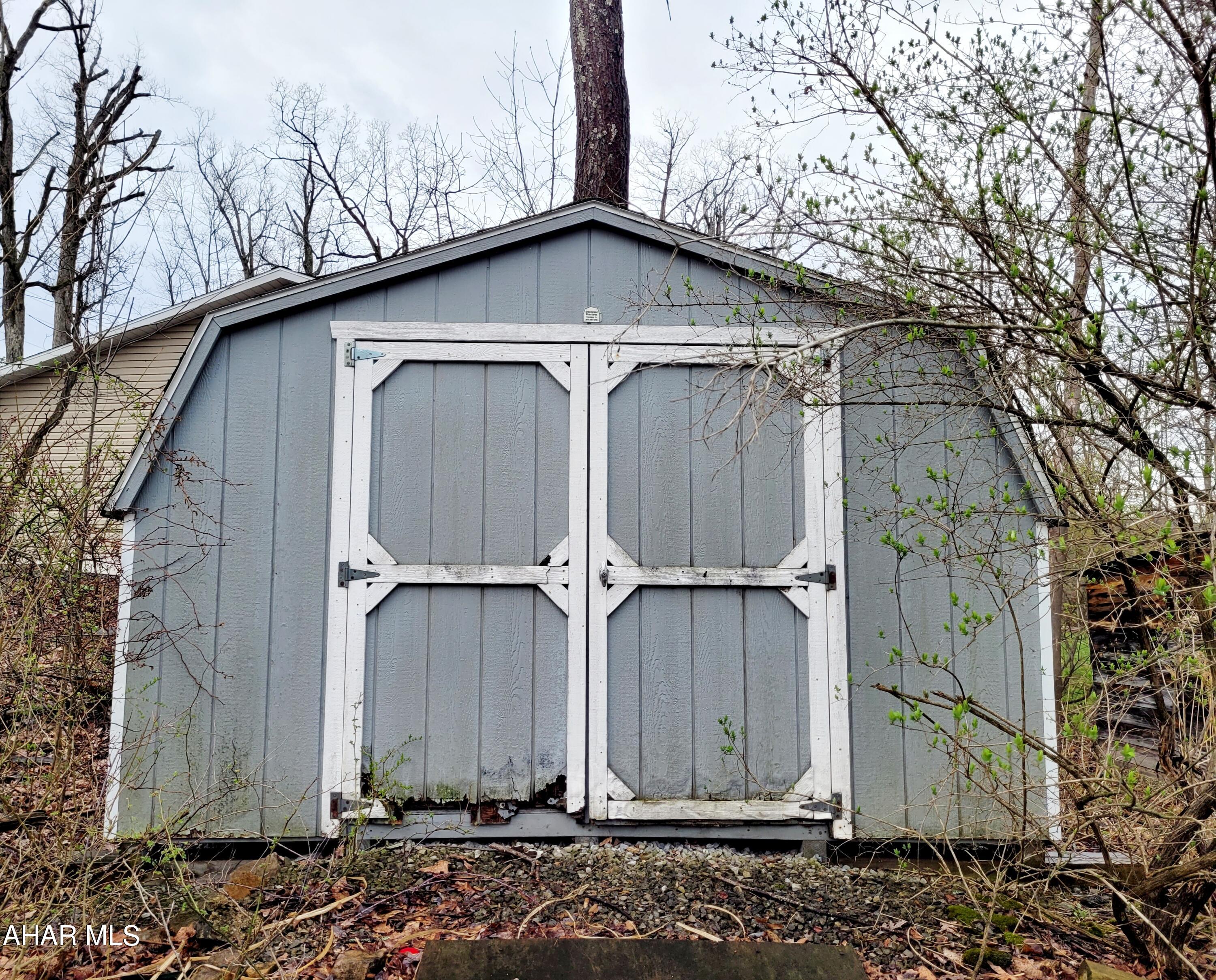 Sinking Valley - Residential