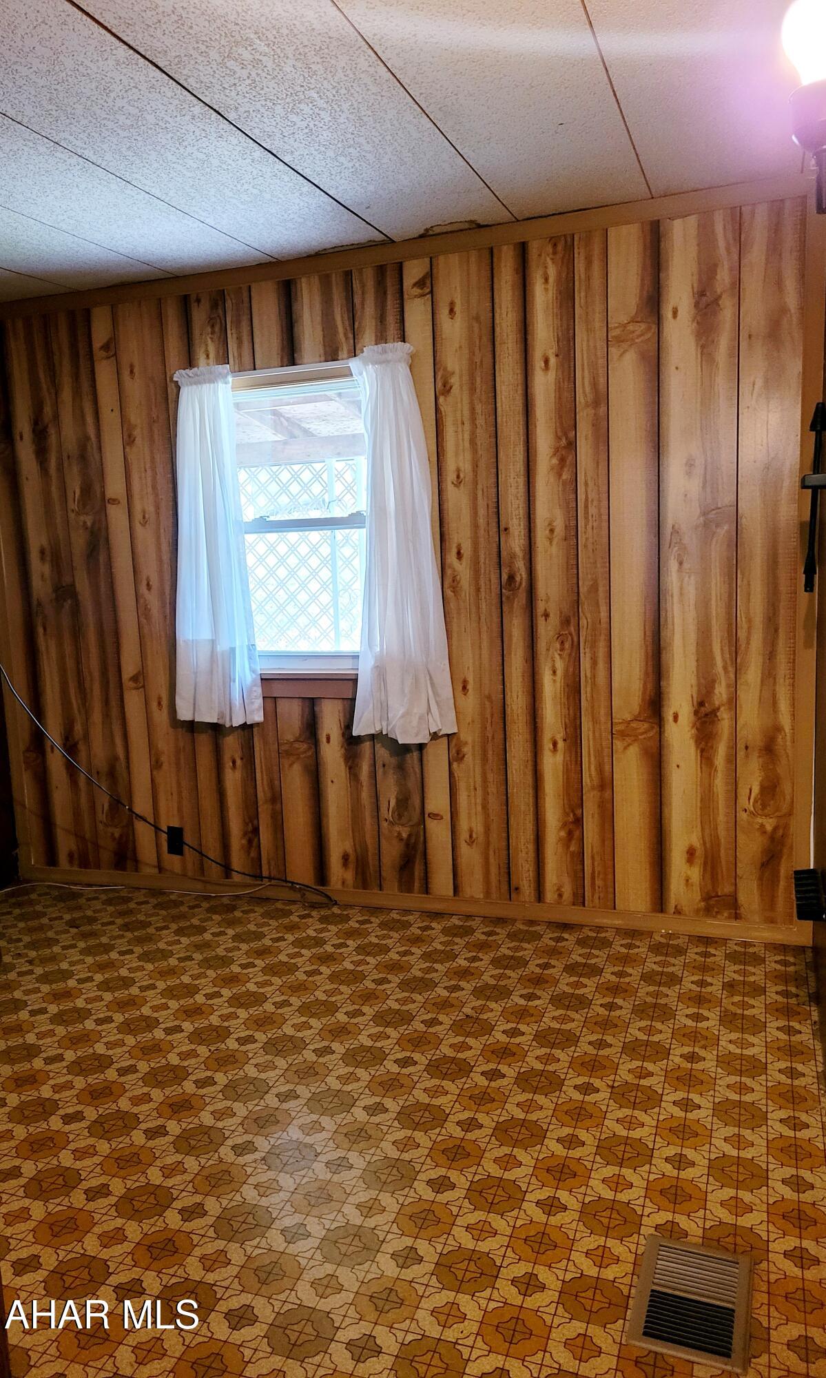 Sinking Valley - Residential