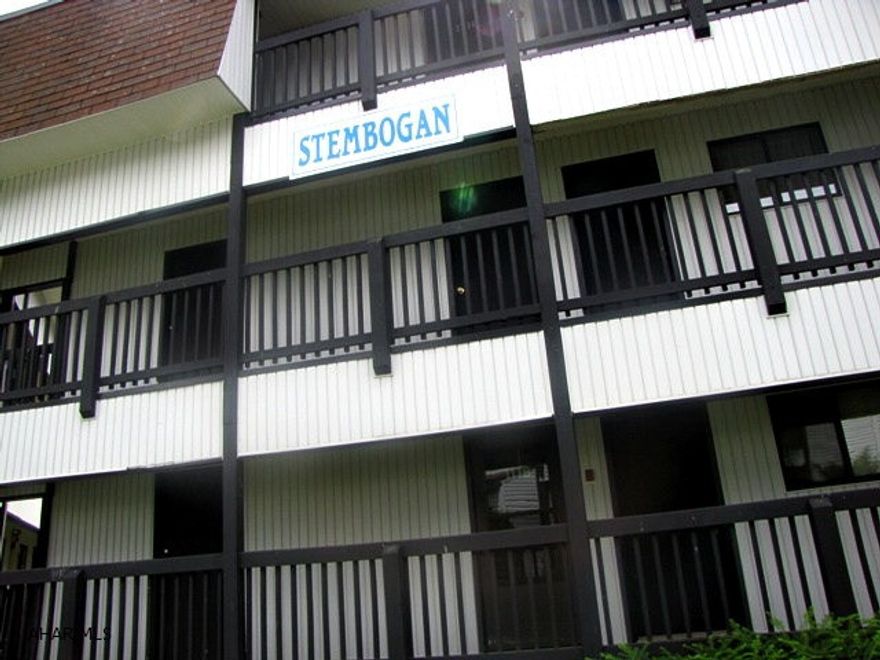 Amenities include: indoor and out door pools, hot tub, tennis courts, exterior maintenance, snow removal, trash removal and satellite coverage. Fully furnished 2 floor unit with all appliances. Assoc. dues $235.00. Blue Knob 4 Season Resort.