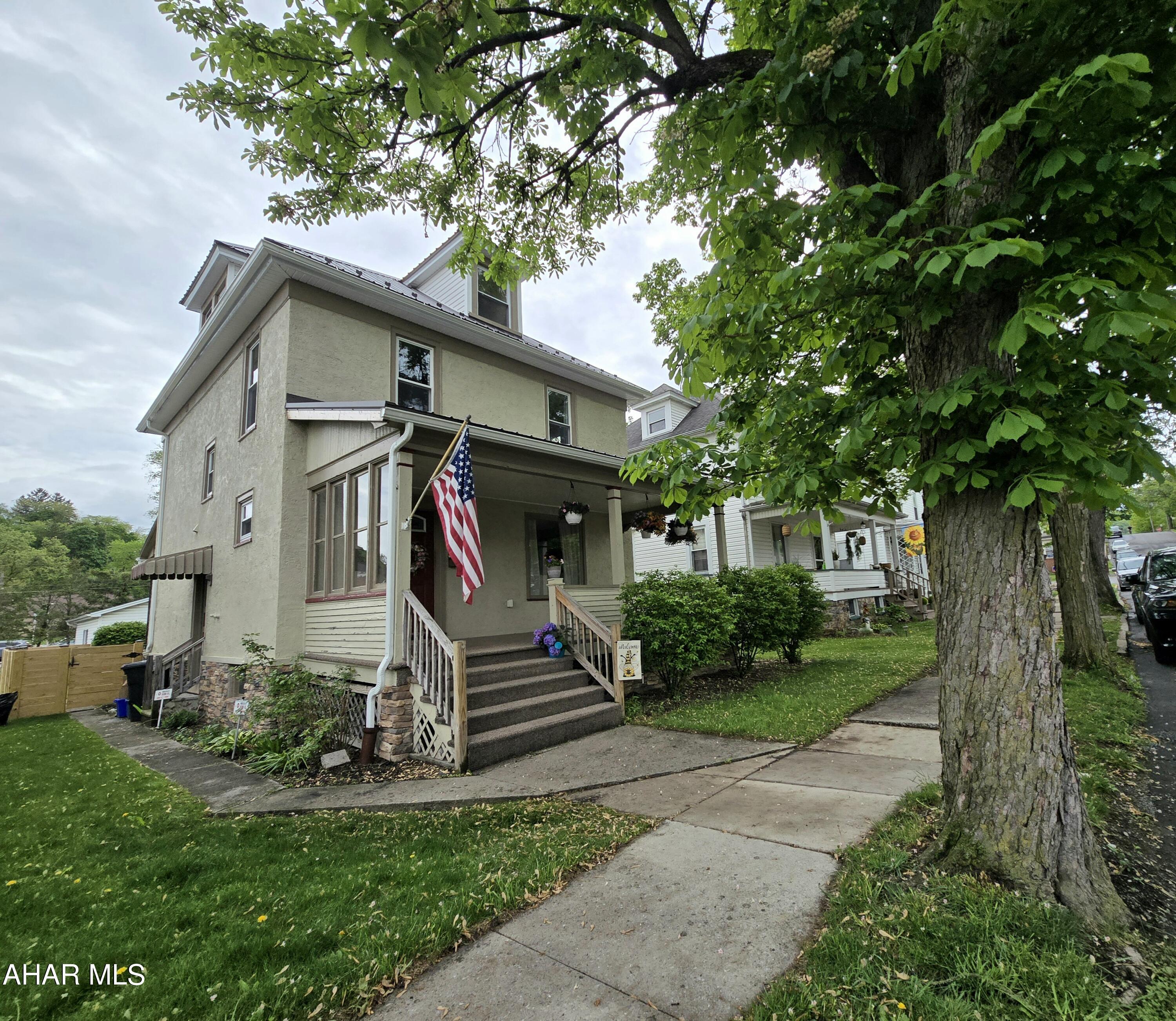 Hollidaysburg - Residential